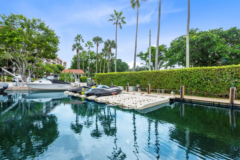859 Jeffery Street #312 Boca Raton, FL 33487