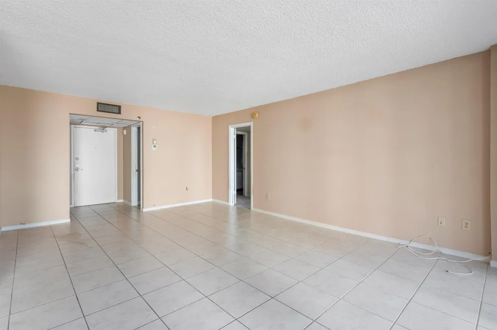 859 Jeffery Street #312 Boca Raton, FL 33487