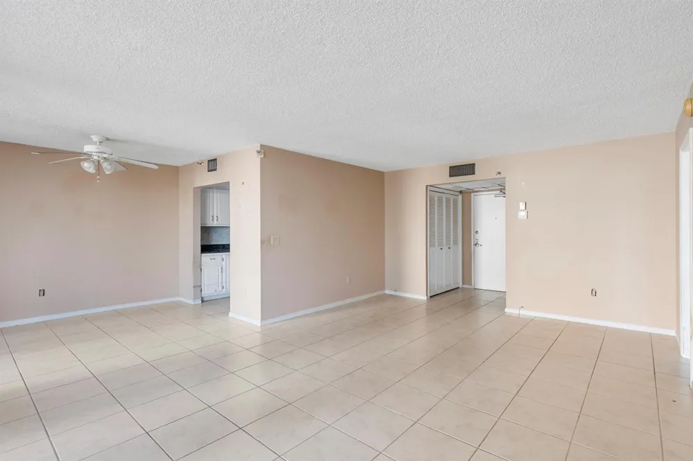 859 Jeffery Street #312 Boca Raton, FL 33487