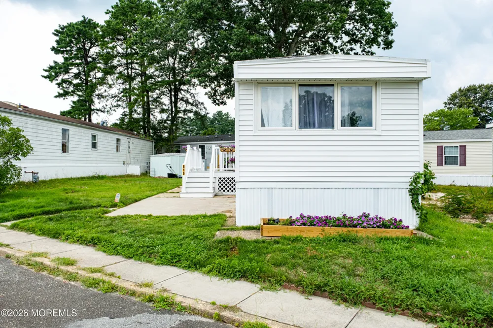 819 North Street Jackson, NJ 08527