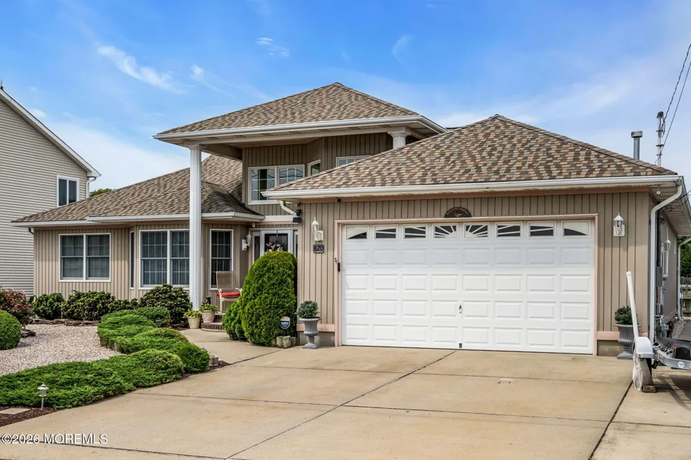 820 Bowsprit Point Lanoka Harbor, NJ 08734