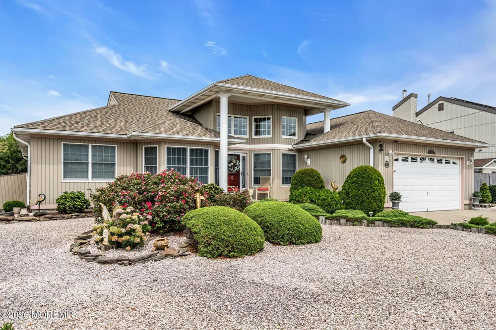 820 Bowsprit Point Lanoka Harbor, NJ 08734
