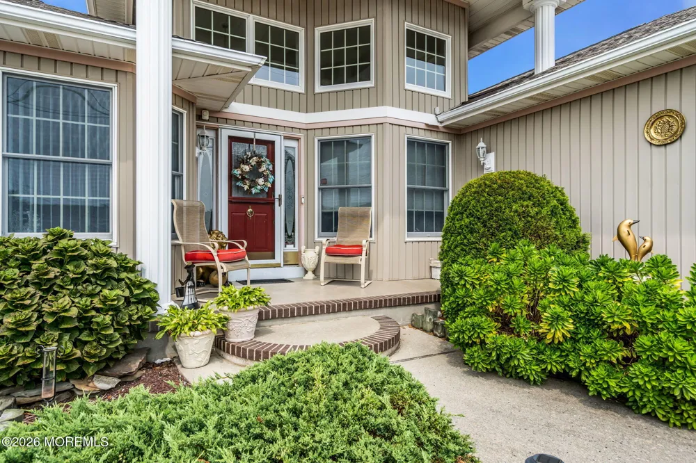 820 Bowsprit Point Lanoka Harbor, NJ 08734