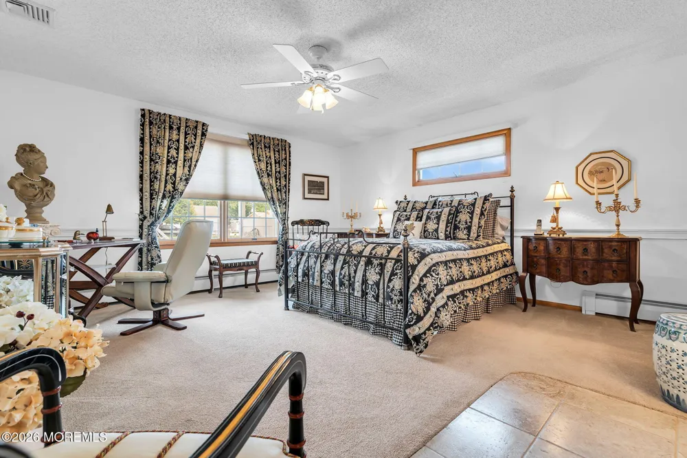 820 Bowsprit Point Lanoka Harbor, NJ 08734