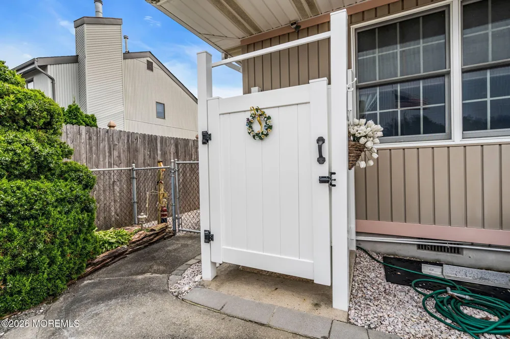 820 Bowsprit Point Lanoka Harbor, NJ 08734