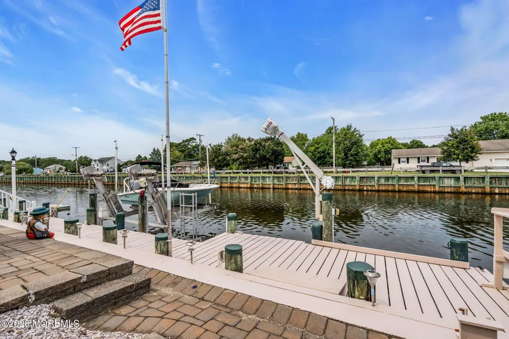 820 Bowsprit Point Lanoka Harbor, NJ 08734
