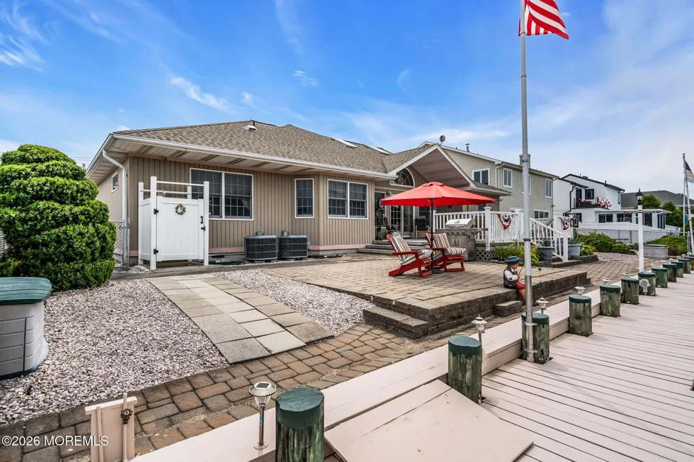 820 Bowsprit Point Lanoka Harbor, NJ 08734