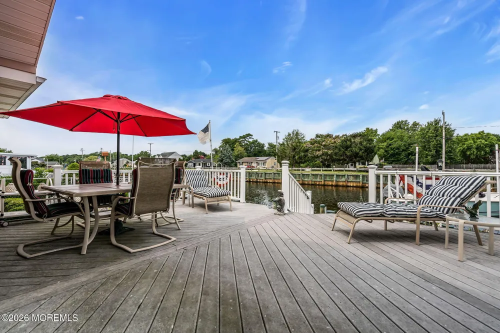 820 Bowsprit Point Lanoka Harbor, NJ 08734