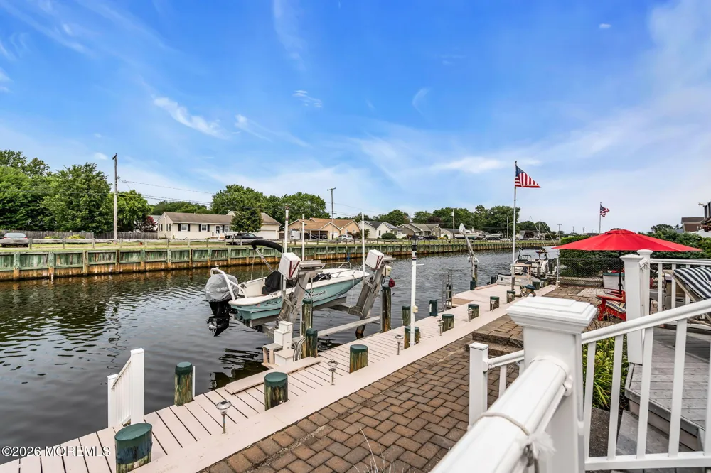 820 Bowsprit Point Lanoka Harbor, NJ 08734