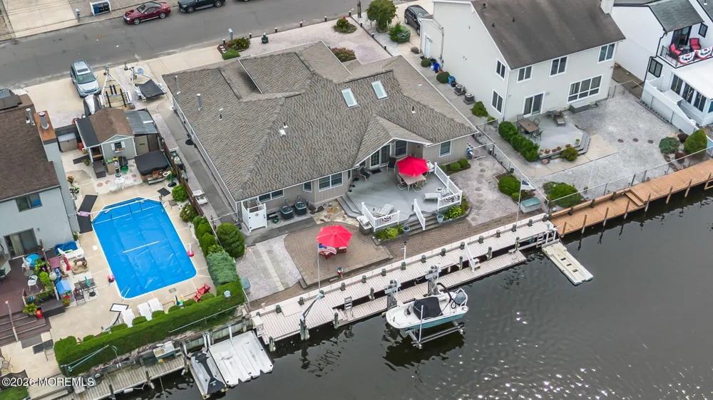 820 Bowsprit Point Lanoka Harbor, NJ 08734