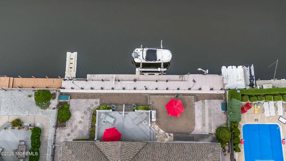 820 Bowsprit Point Lanoka Harbor, NJ 08734