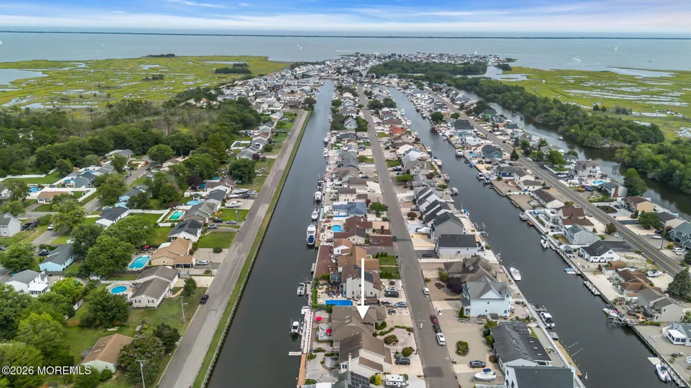 820 Bowsprit Point Lanoka Harbor, NJ 08734