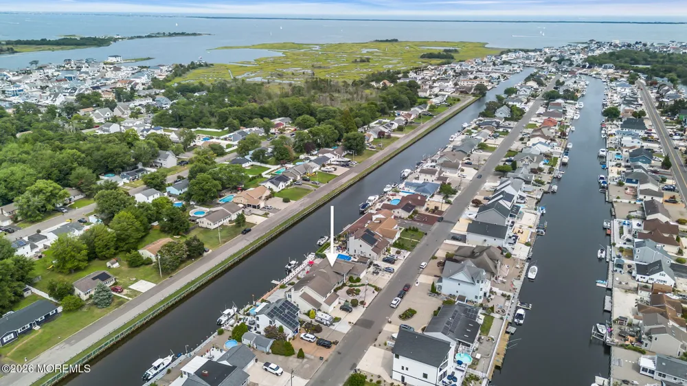 820 Bowsprit Point Lanoka Harbor, NJ 08734