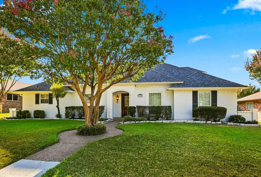 8721 Flint Falls Drive Dallas, TX 75243