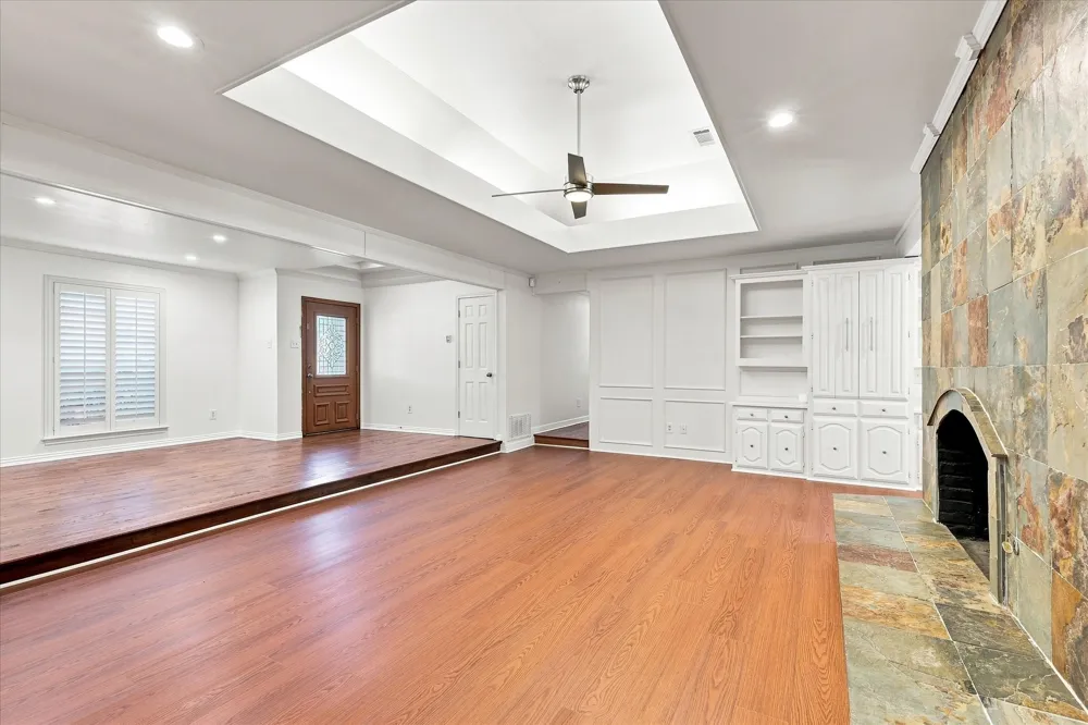 8721 Flint Falls Drive Dallas, TX 75243