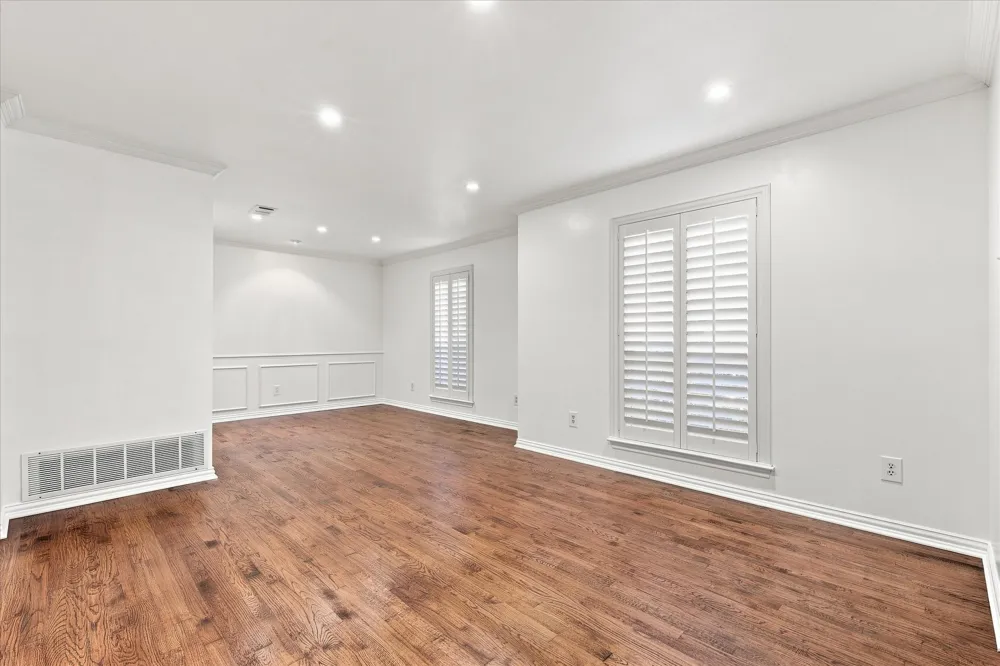 8721 Flint Falls Drive Dallas, TX 75243