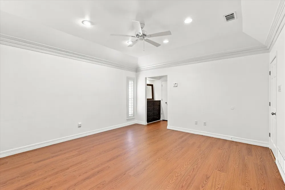 8721 Flint Falls Drive Dallas, TX 75243