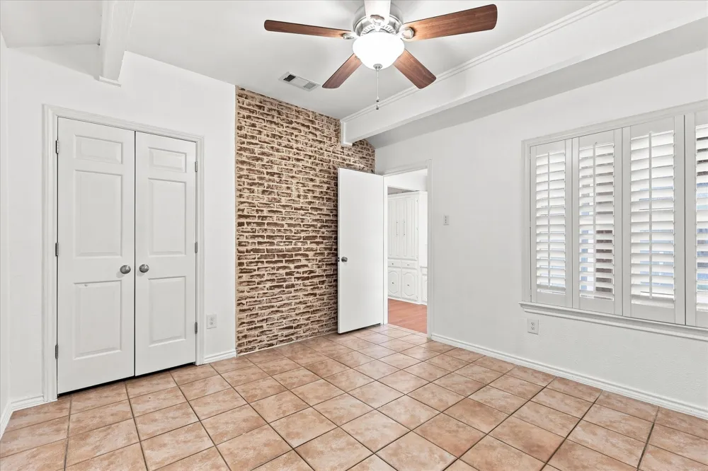 8721 Flint Falls Drive Dallas, TX 75243