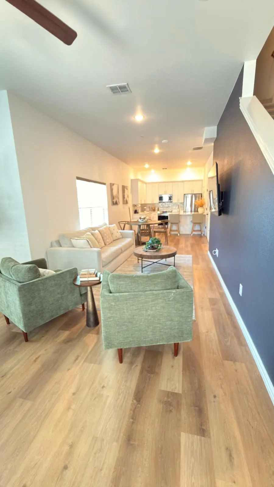 1217 Beaconfield Lane #811 Arlington, TX 76011