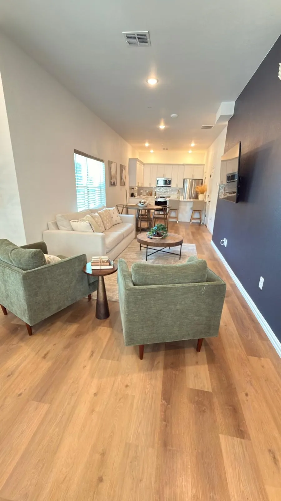1217 Beaconfield Lane #811 Arlington, TX 76011