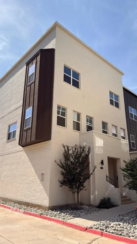 1217 Beaconfield Lane #811