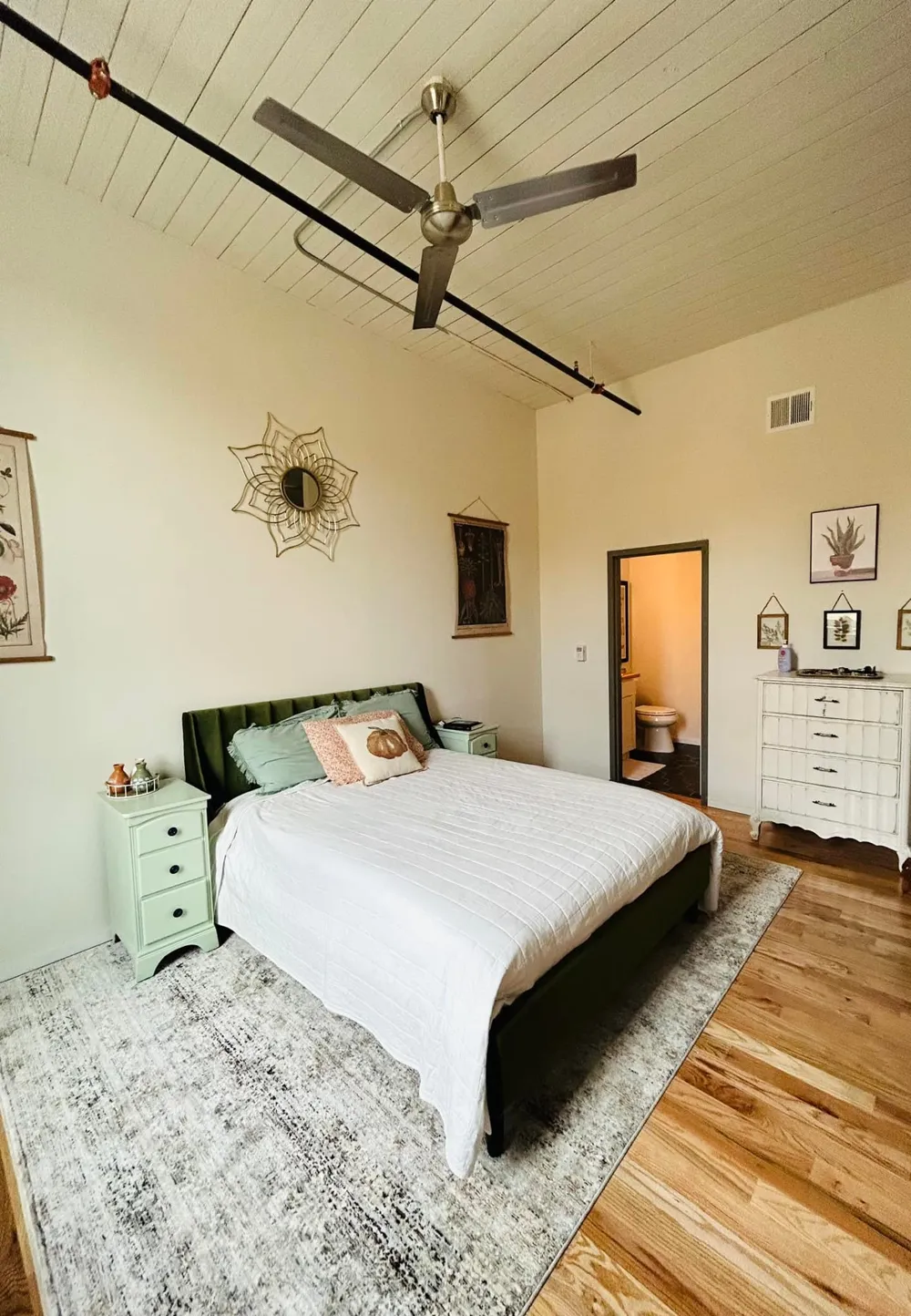 201 Chambers Street #202 Cleburne, TX 76031