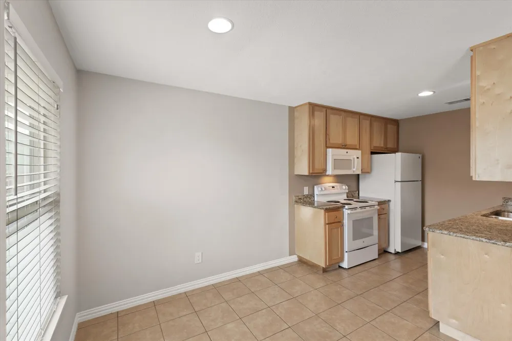 2016 Paisley Drive #C Arlington, TX 76015