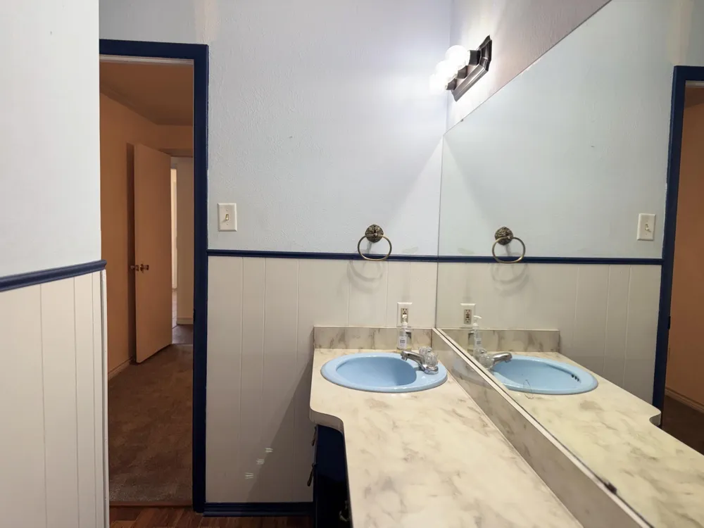 1233 Kathryn Street Hurst, TX 76053