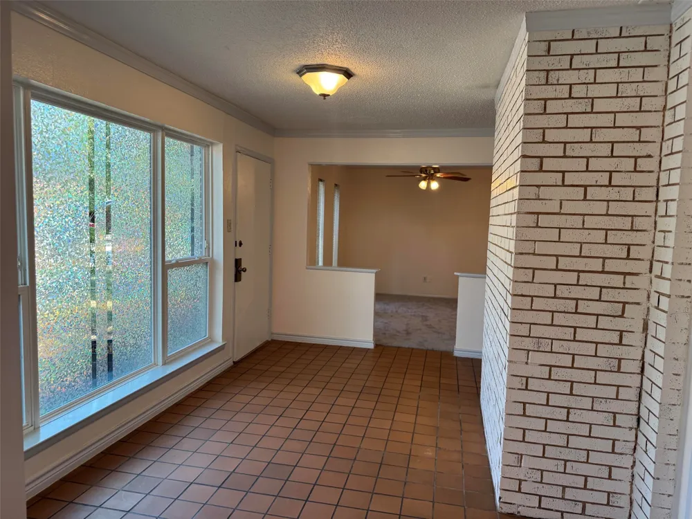 1233 Kathryn Street Hurst, TX 76053