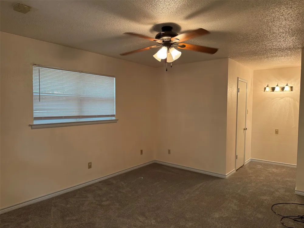 1233 Kathryn Street Hurst, TX 76053