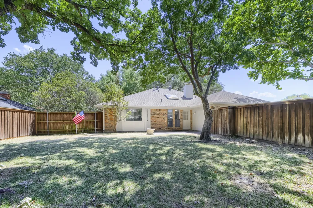 734 Swallow Drive Coppell, TX 75019