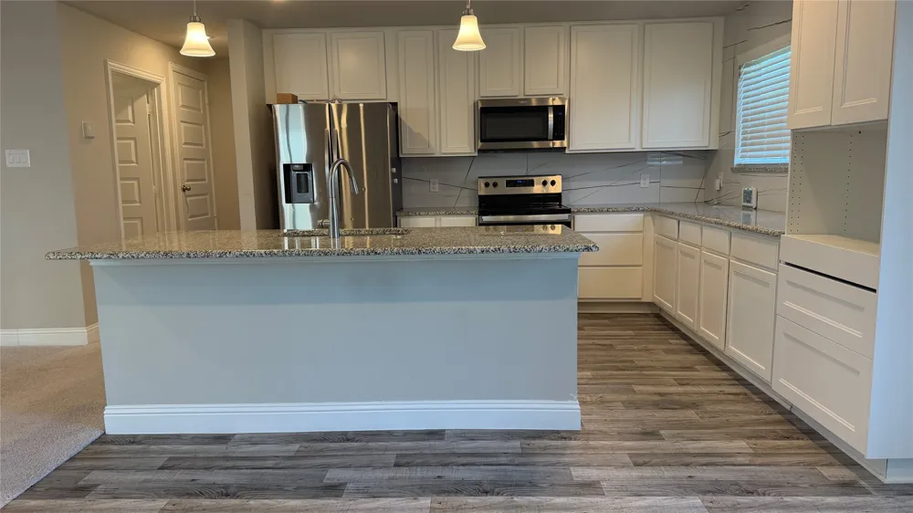 621 Quail Meadows Drive Cleburne, TX 76031