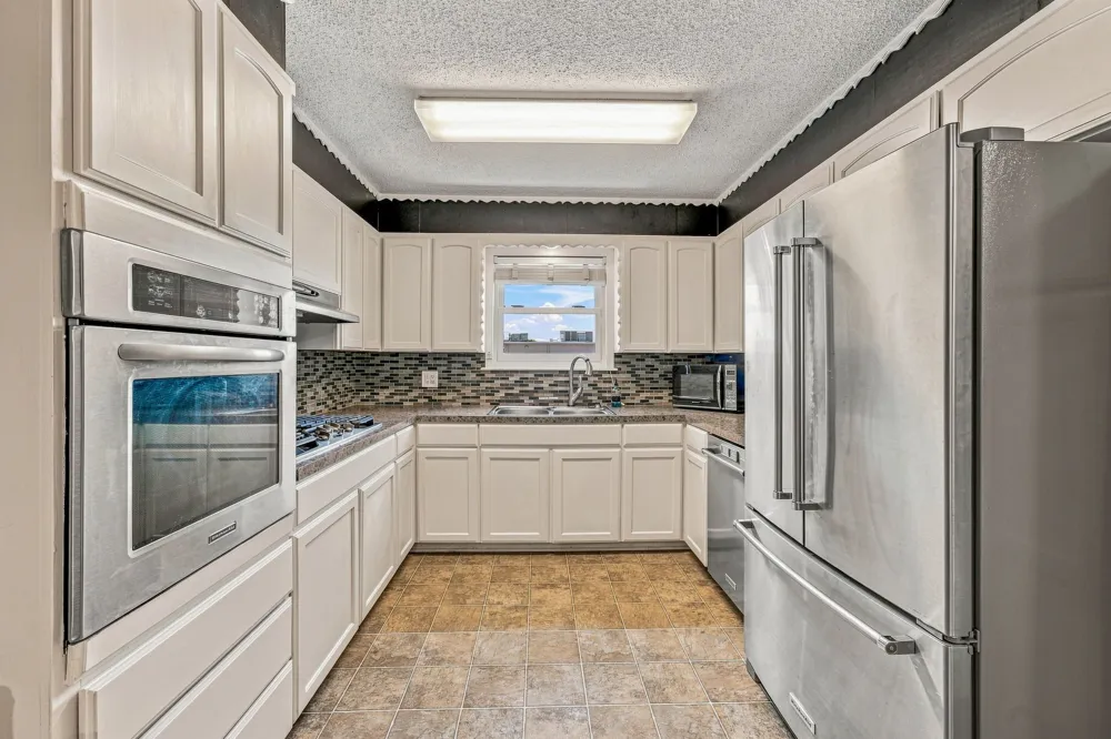 409 Charlotte Stephenville, TX 76401