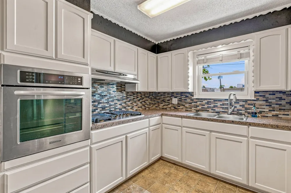 409 Charlotte Stephenville, TX 76401