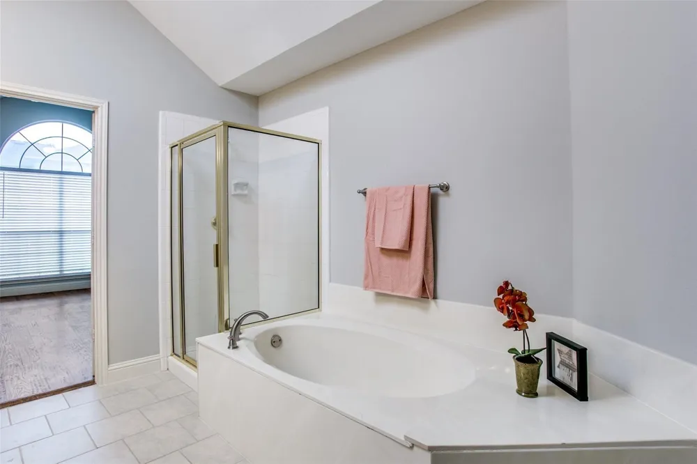 2103 Amherst Drive Lewisville, TX 75067