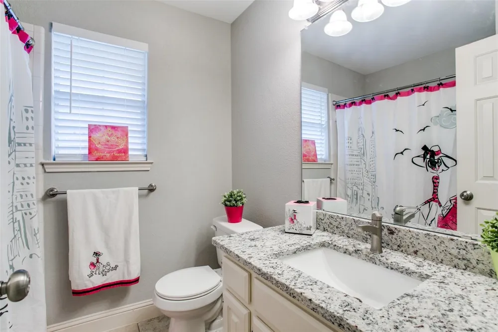 2103 Amherst Drive Lewisville, TX 75067