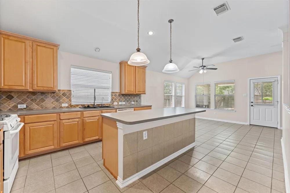 14115 Sandhill Crane Drive Houston, TX 77044
