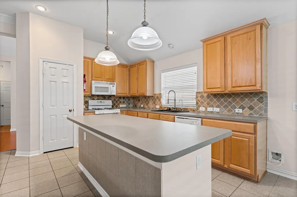 14115 Sandhill Crane Drive Houston, TX 77044