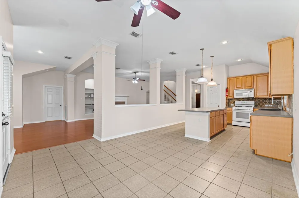 14115 Sandhill Crane Drive Houston, TX 77044