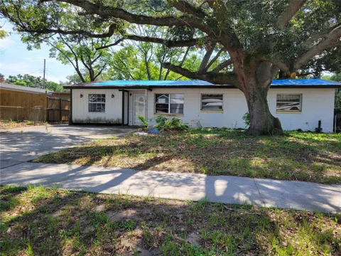 211 S ULYSSES DRIVE