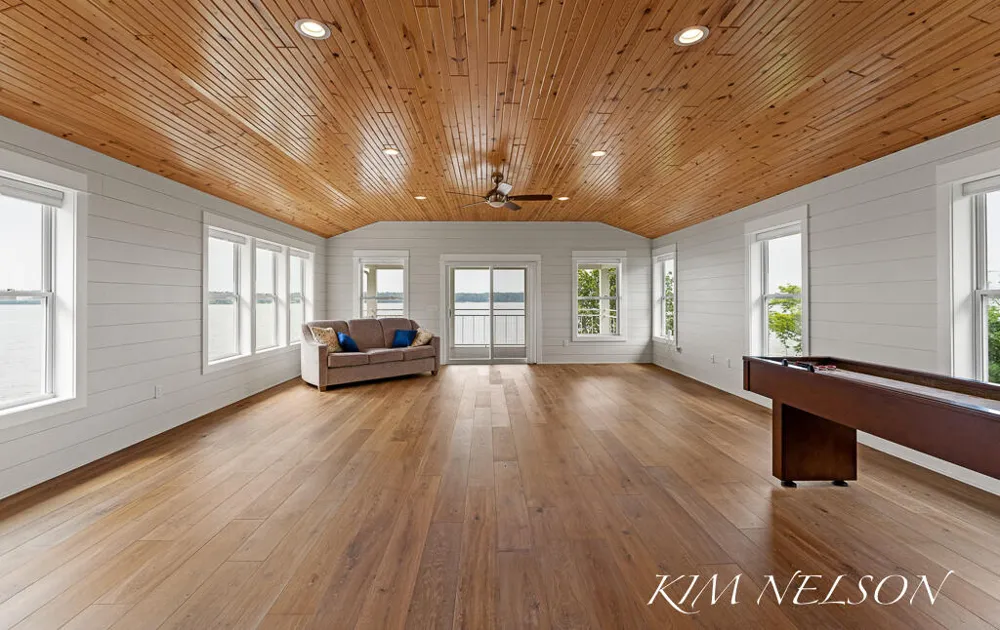 5768 South Shore Drive Whitehall, MI 49461