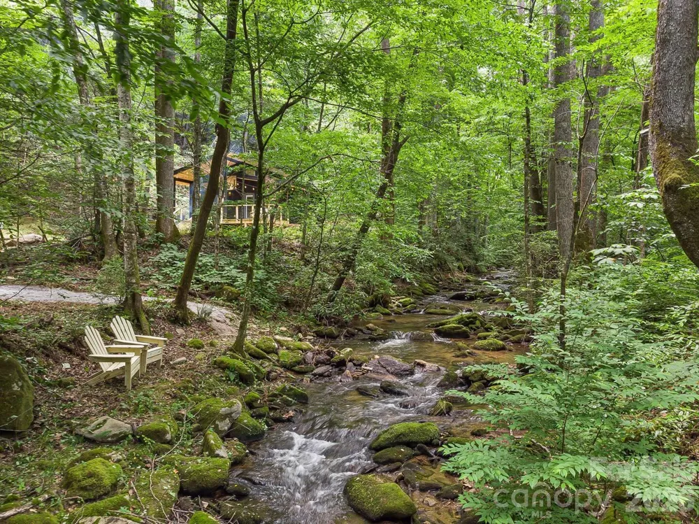 317 Twinbrook Lane Maggie Valley, NC 28751