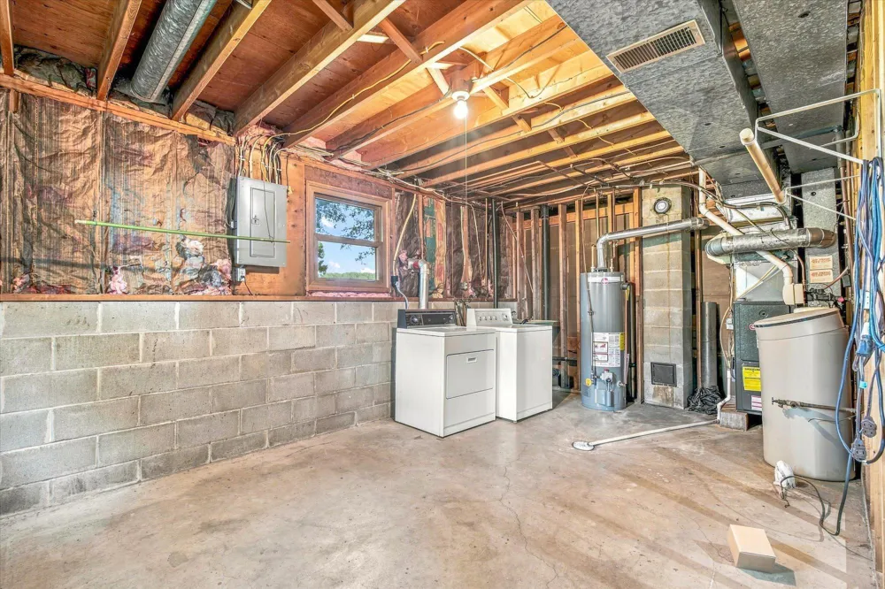 6370 County Road 5 NW Isanti, MN 55040
