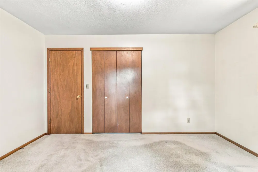 6370 County Road 5 NW Isanti, MN 55040