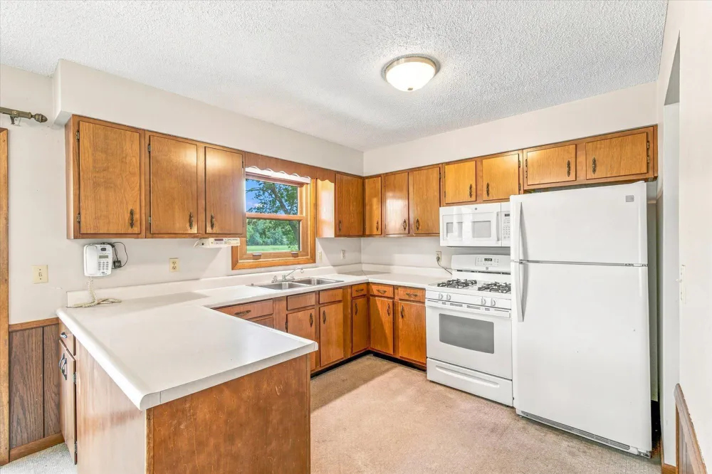 6370 County Road 5 NW Isanti, MN 55040