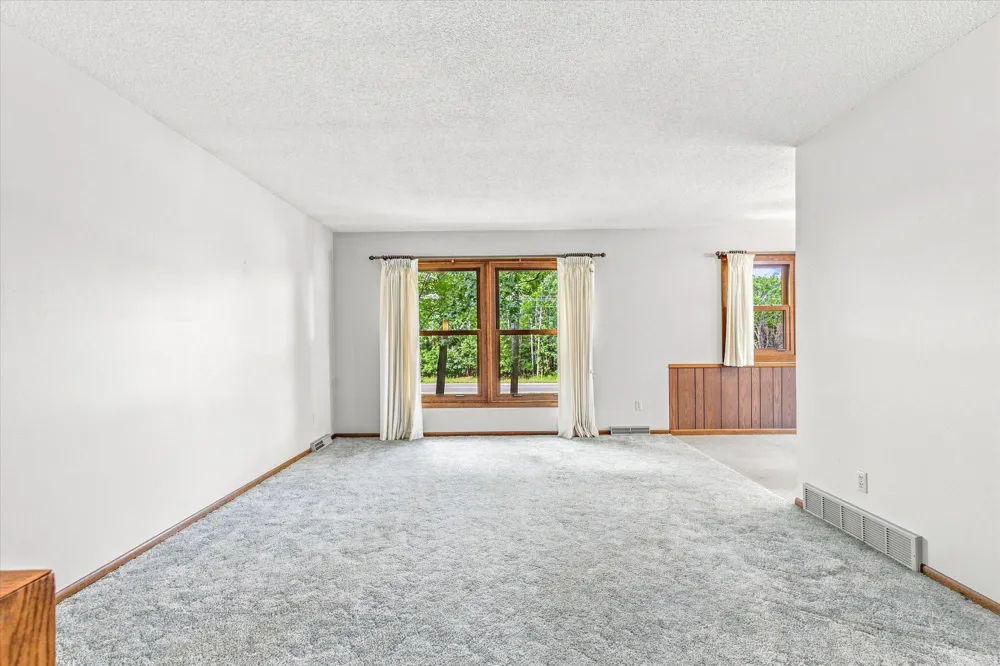 6370 County Road 5 NW Isanti, MN 55040
