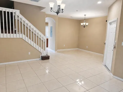 2851 W PROSPECT ROAD #1209