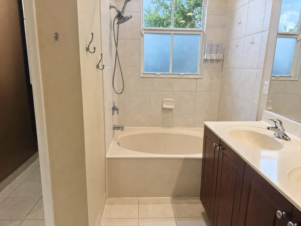 2851 W PROSPECT ROAD #1209 Tamarac, FL 33309