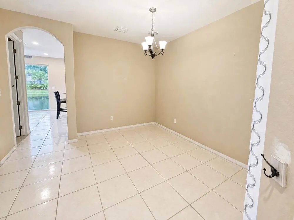2851 W PROSPECT ROAD #1209 Tamarac, FL 33309