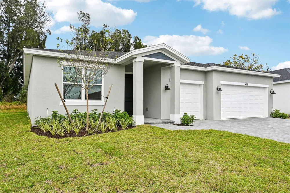 5629 Hampton Park Circle Vero Beach, FL 32966